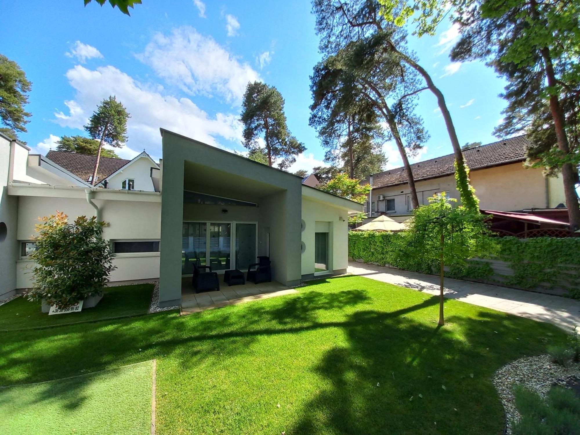 Villa Bori Siofok Exterior photo